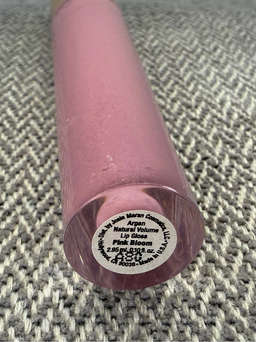 Josie Maran Lip Gloss in Pink Bloom, Argan Natural Volume - Picture 10 of 12